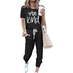 imagePRETTYGARDEN Womens Two Piece Lounge Sets 2026 Spring Summer Jogger Pants Vacation Outfits Travel Airplane Matching ClothesPrint Black